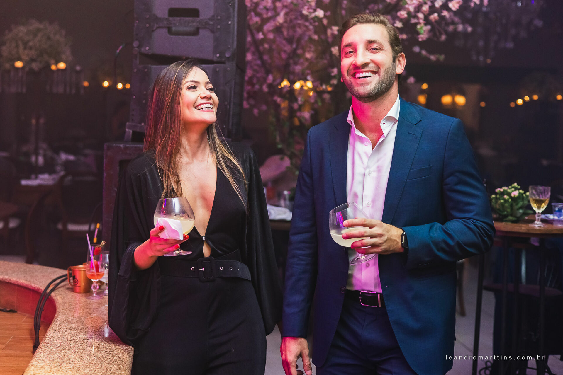 Casamento Thayna e Fernando no espaço Casa Évora Eventos