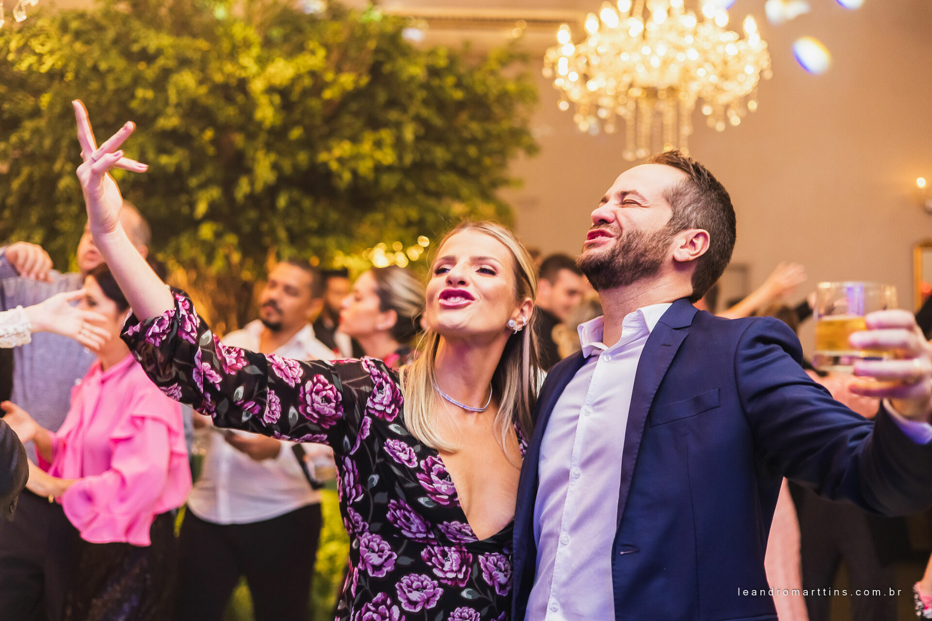 Casamento Thayna e Fernando no espaço Casa Évora Eventos