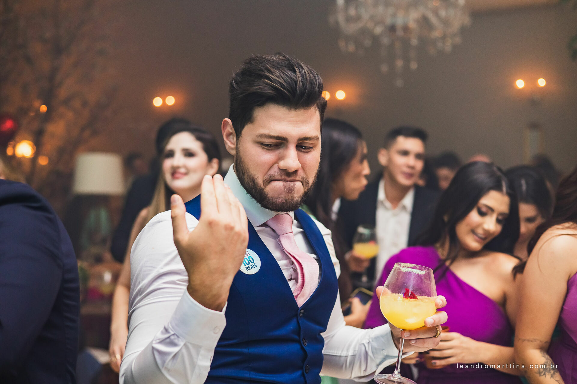 Casamento Thayna e Fernando no espaço Casa Évora Eventos