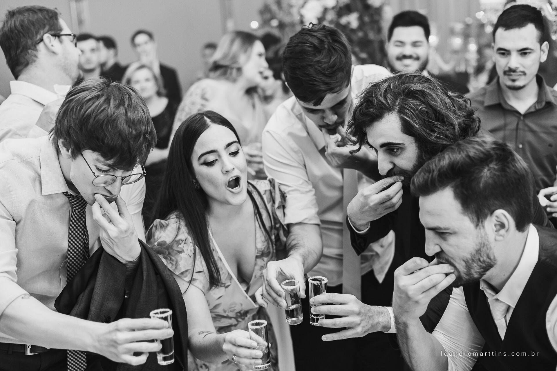 Casamento Thayna e Fernando no espaço Casa Évora Eventos