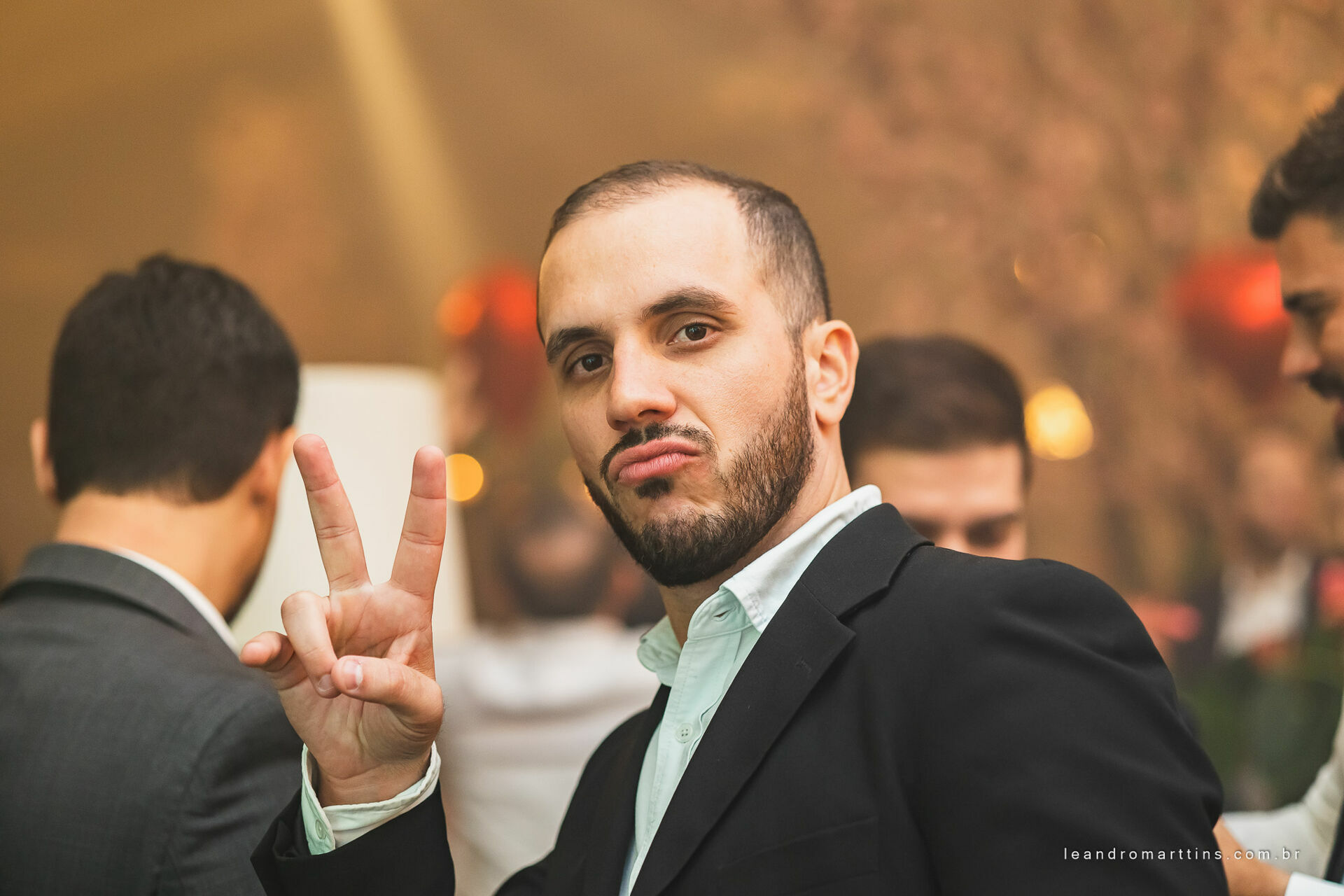 Casamento Thayna e Fernando no espaço Casa Évora Eventos