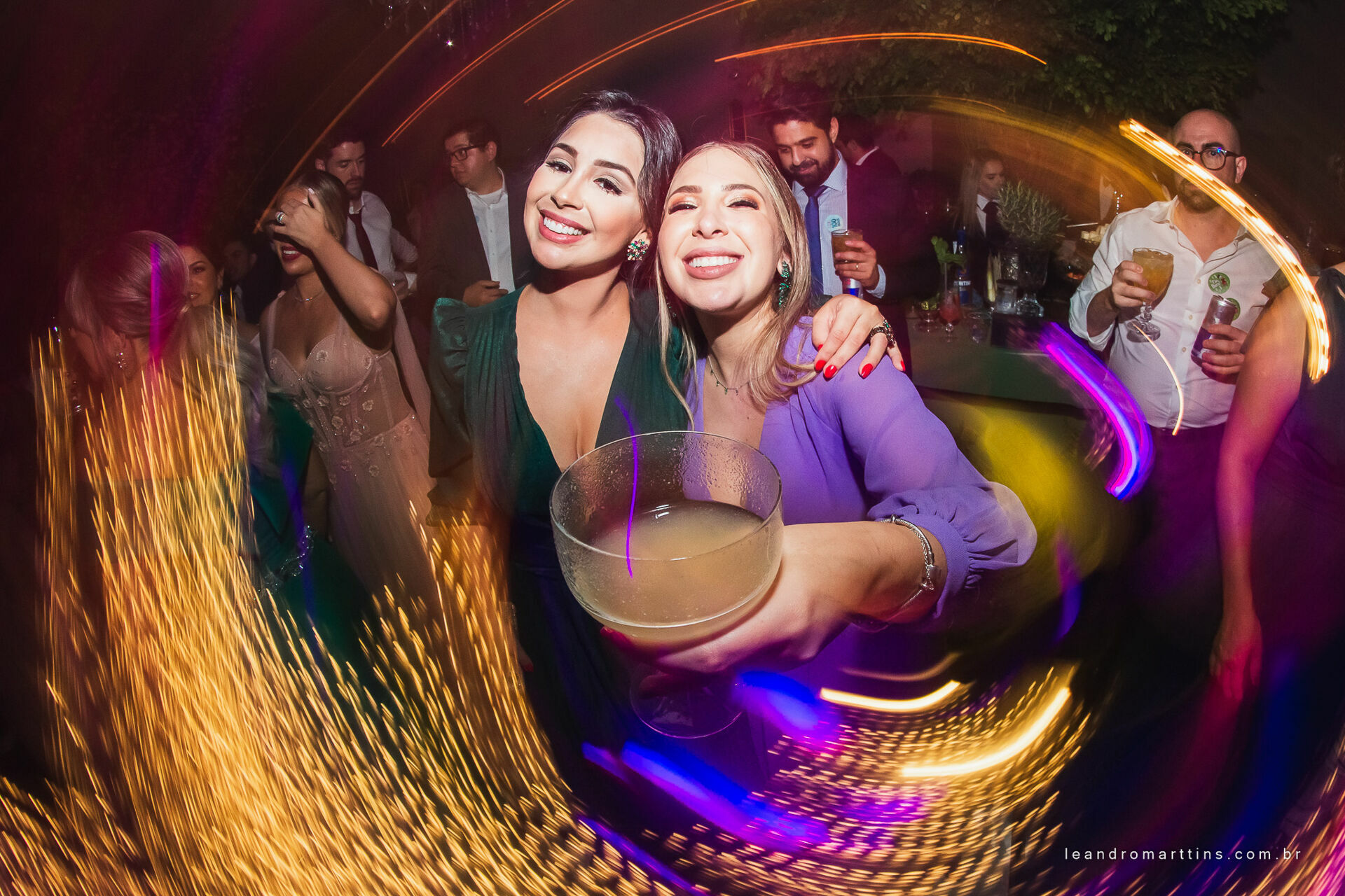 Casamento Thayna e Fernando no espaço Casa Évora Eventos
