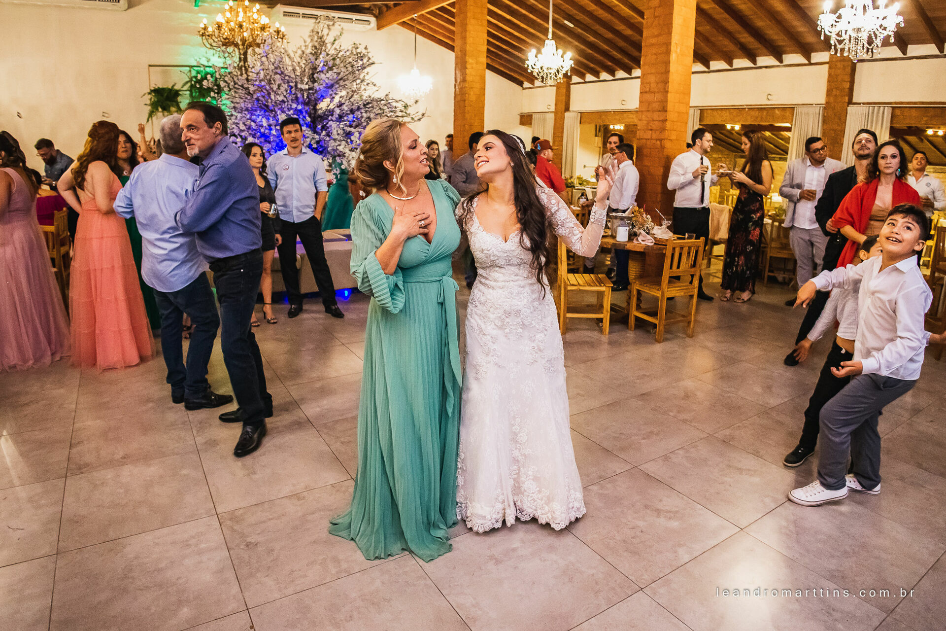 Casamento Bárbara e Edson no espaço Estância Ouro Branco