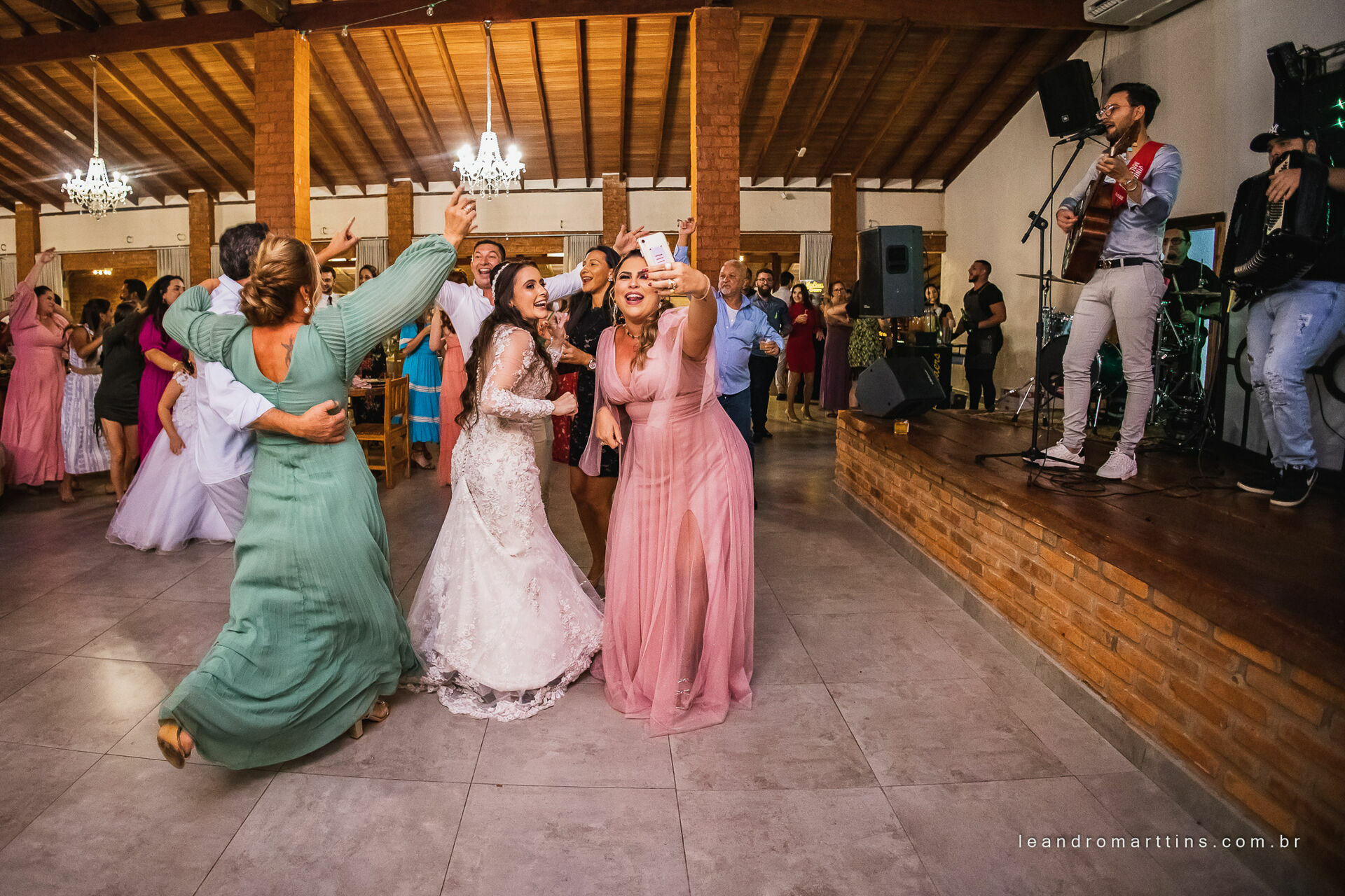 Casamento Bárbara e Edson no espaço Estância Ouro Branco