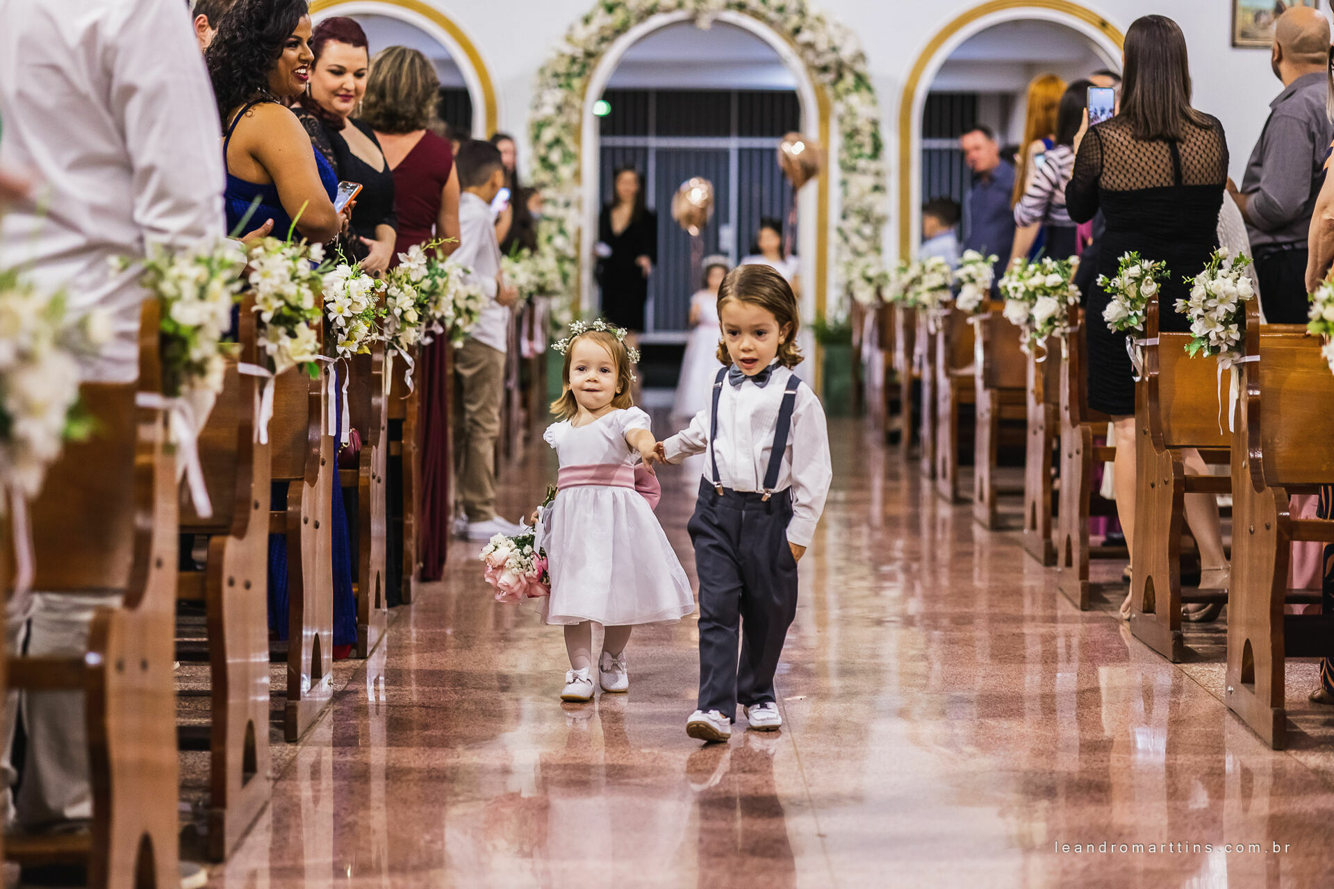 Casamento Viviane e Alexandre no espaço Fauze Karam Buffet