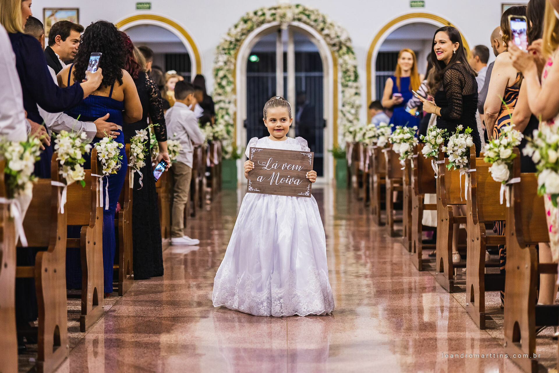 Casamento Viviane e Alexandre no espaço Fauze Karam Buffet