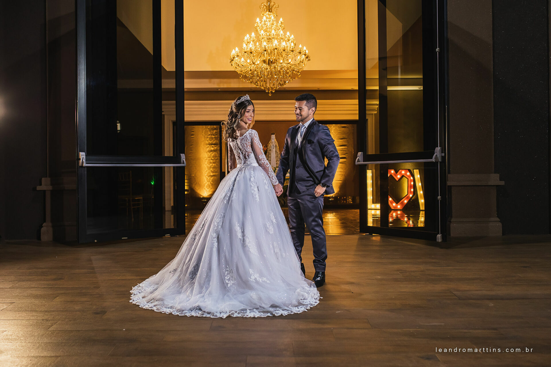 Casamento Viviane e Alexandre no espaço Fauze Karam Buffet