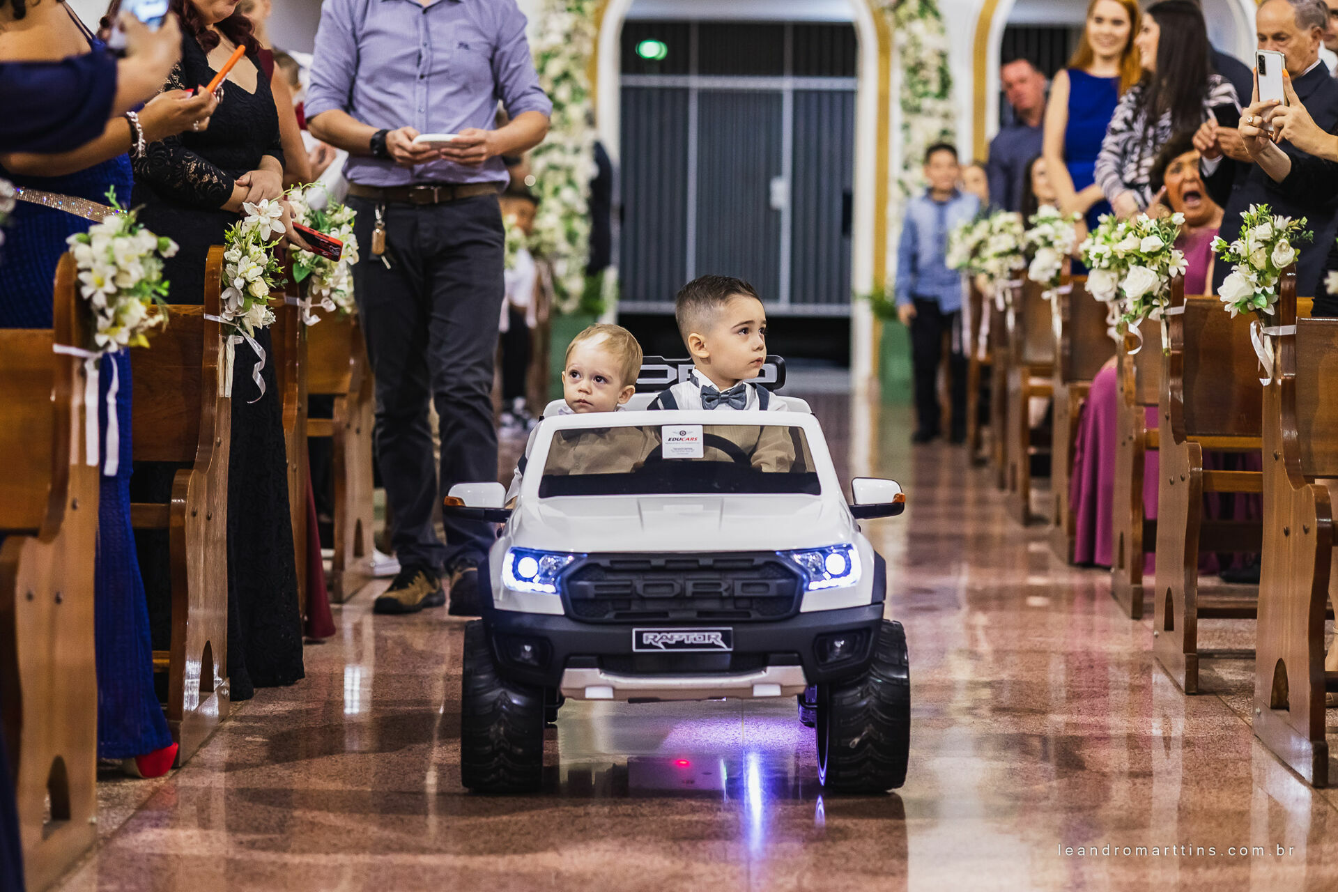 Casamento Viviane e Alexandre no espaço Fauze Karam Buffet