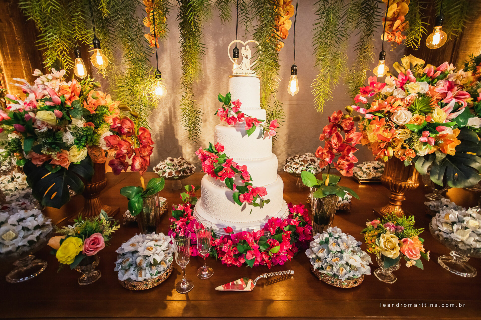 Casamento Viviane e Alexandre no espaço Fauze Karam Buffet