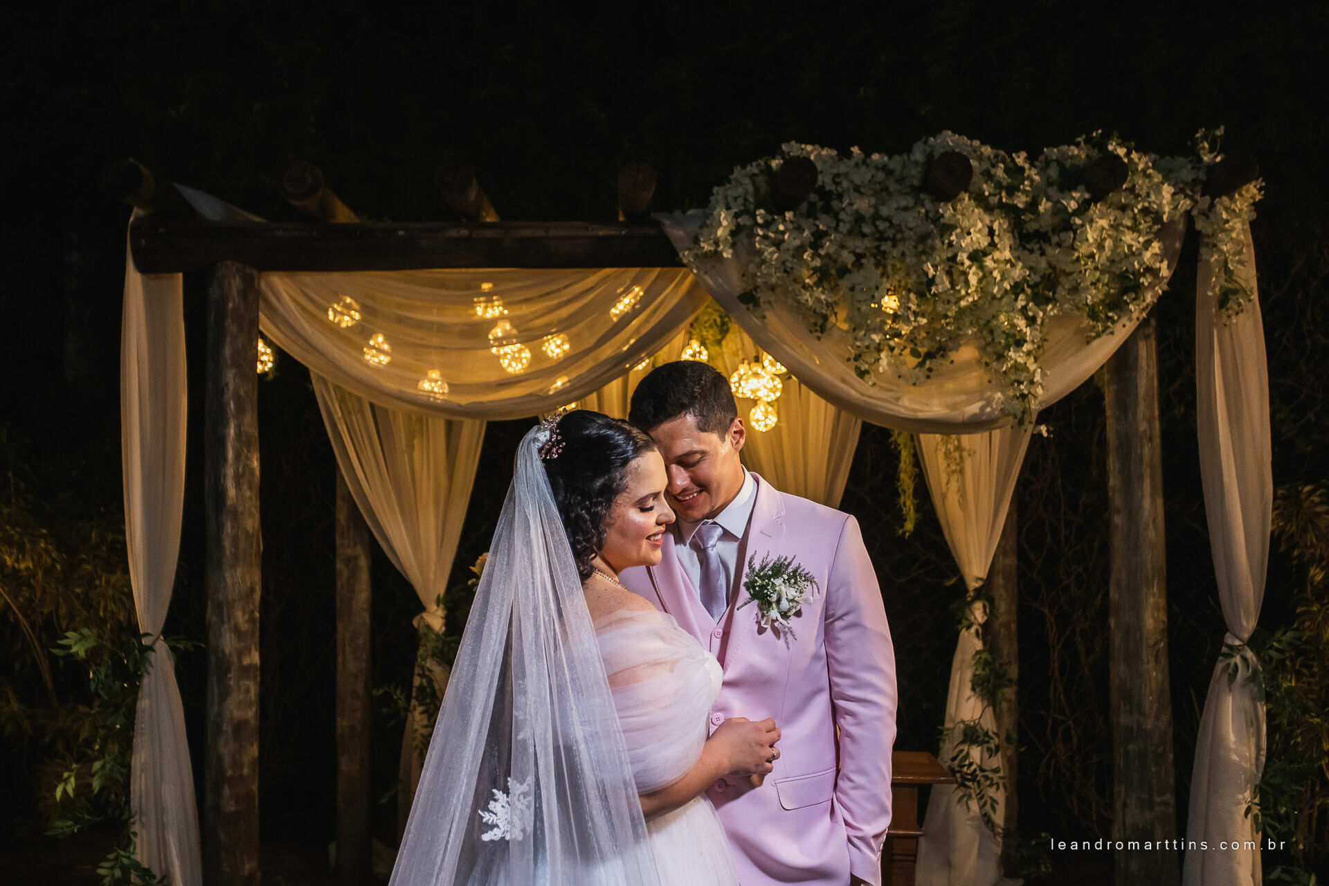 Casamento Ana e Wesley no espaço Bella Faria Eventos