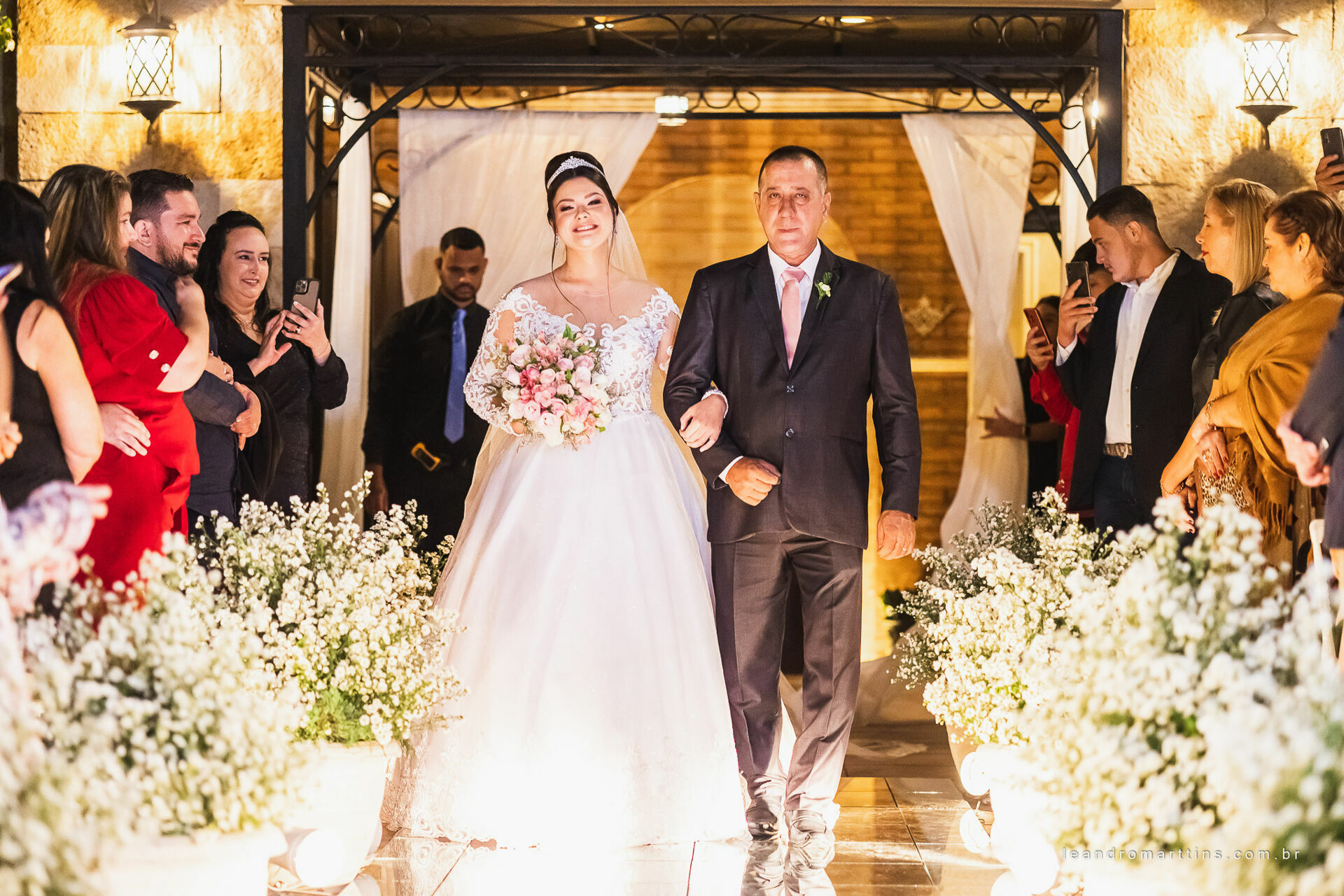 Casamento Paloma e Luís no espaço Almeida Pires Buffet