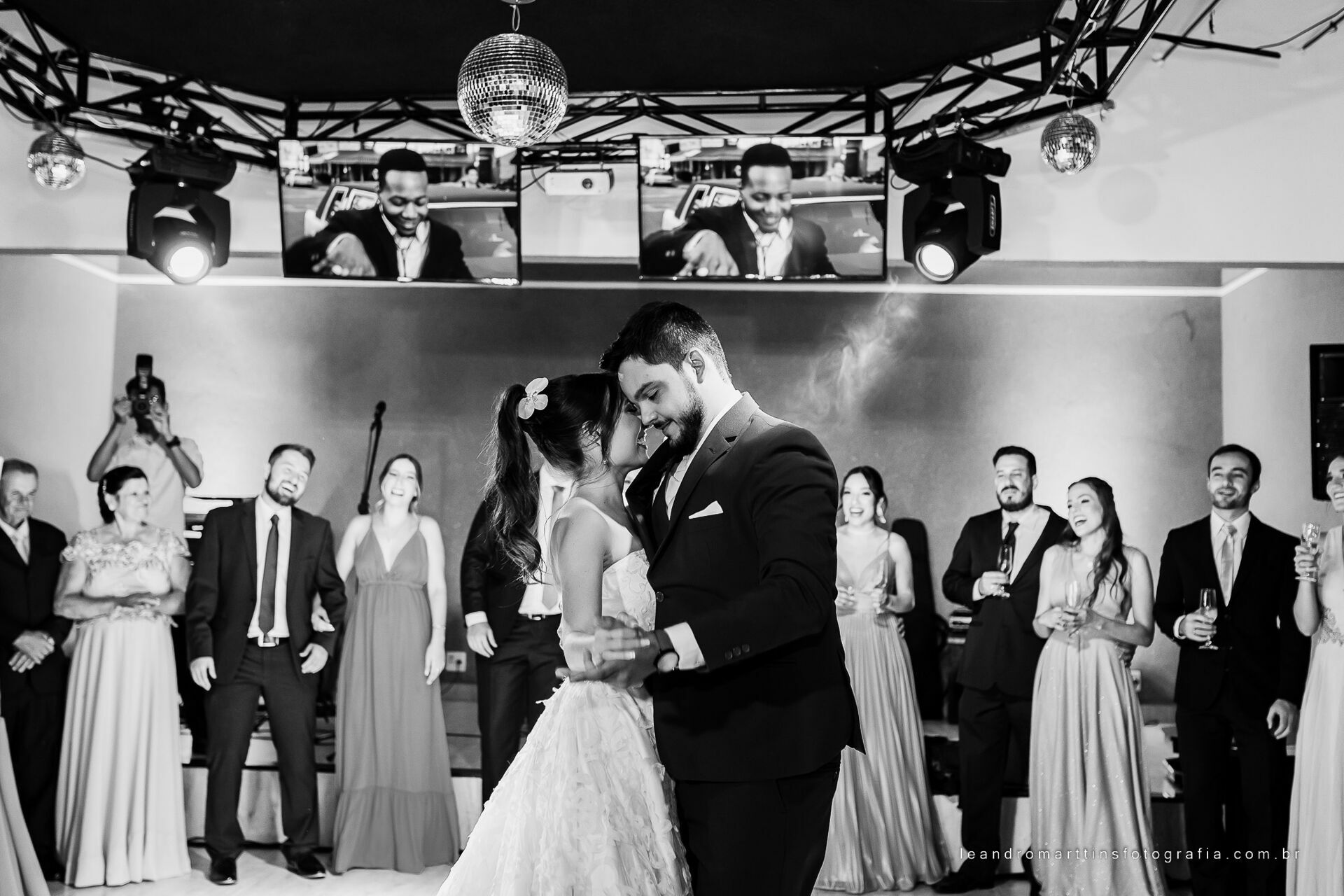Casamento Bianca e Hugo no espaço Buffet Marifestas