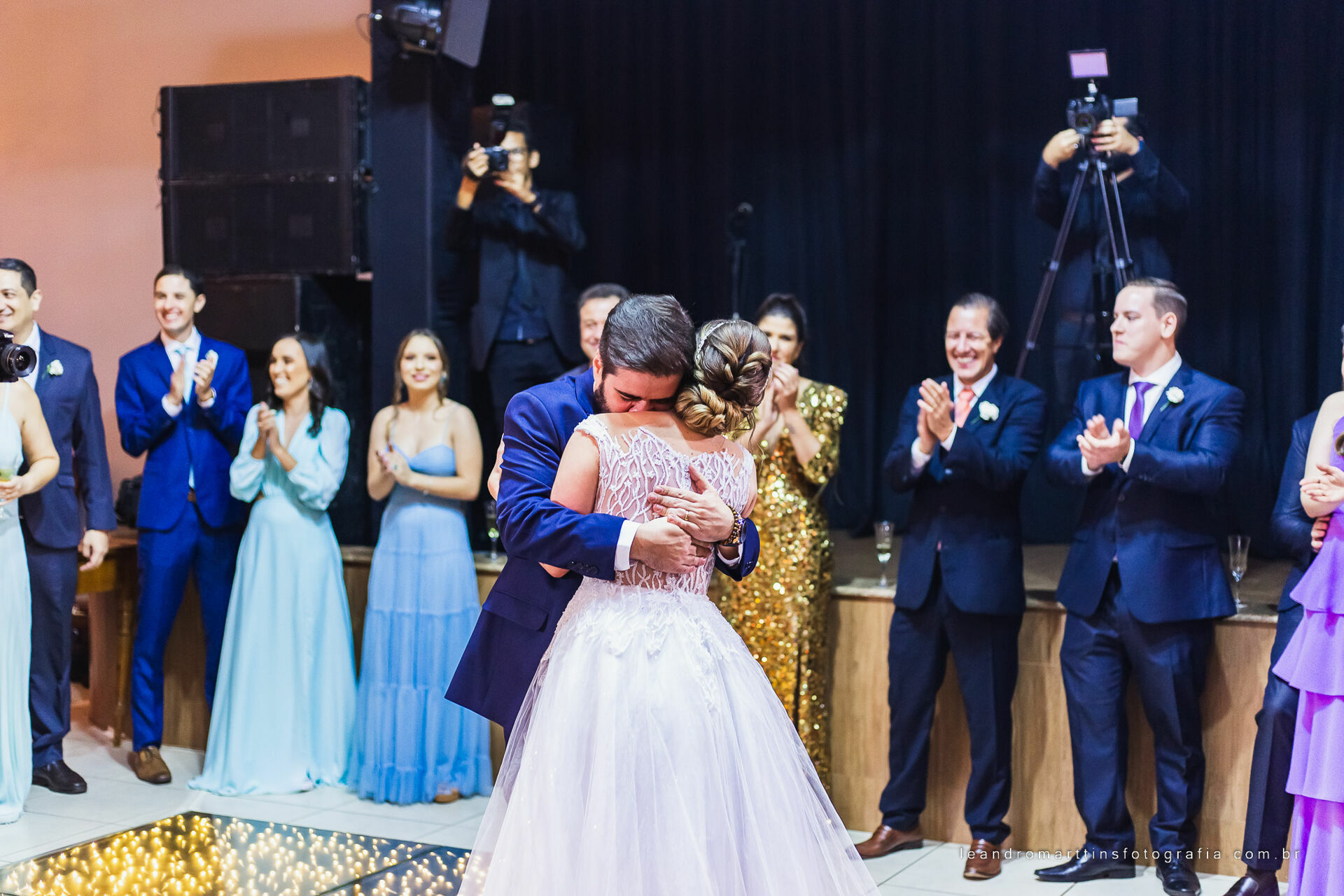 Casamento Mariana e Mikhail no espaço Casa Évora Eventos