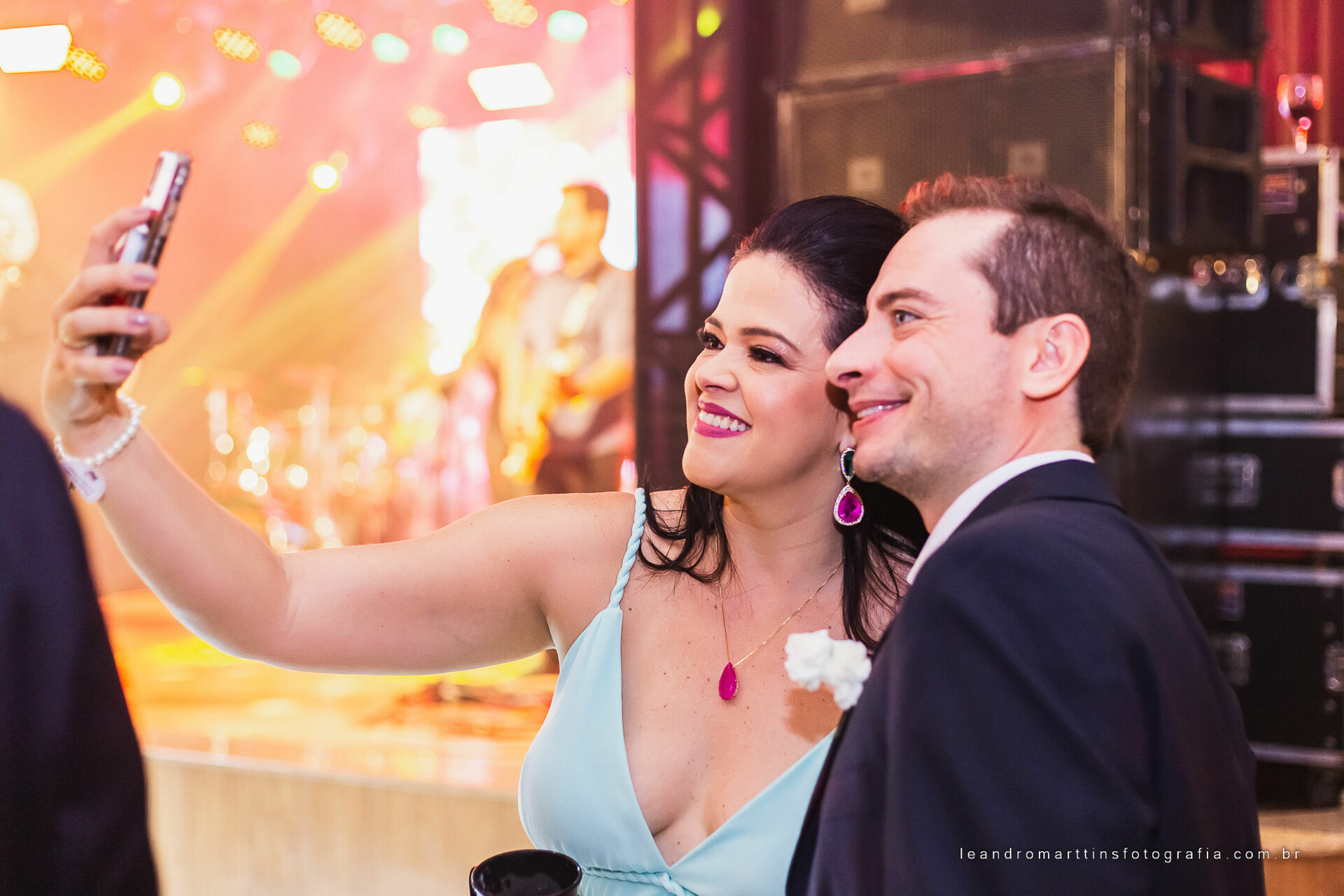 Casamento Mariana e Mikhail no espaço Casa Évora Eventos