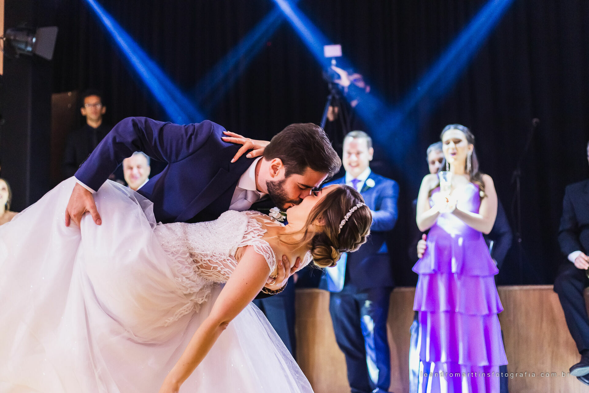 Casamento Mariana e Mikhail no espaço Casa Évora Eventos
