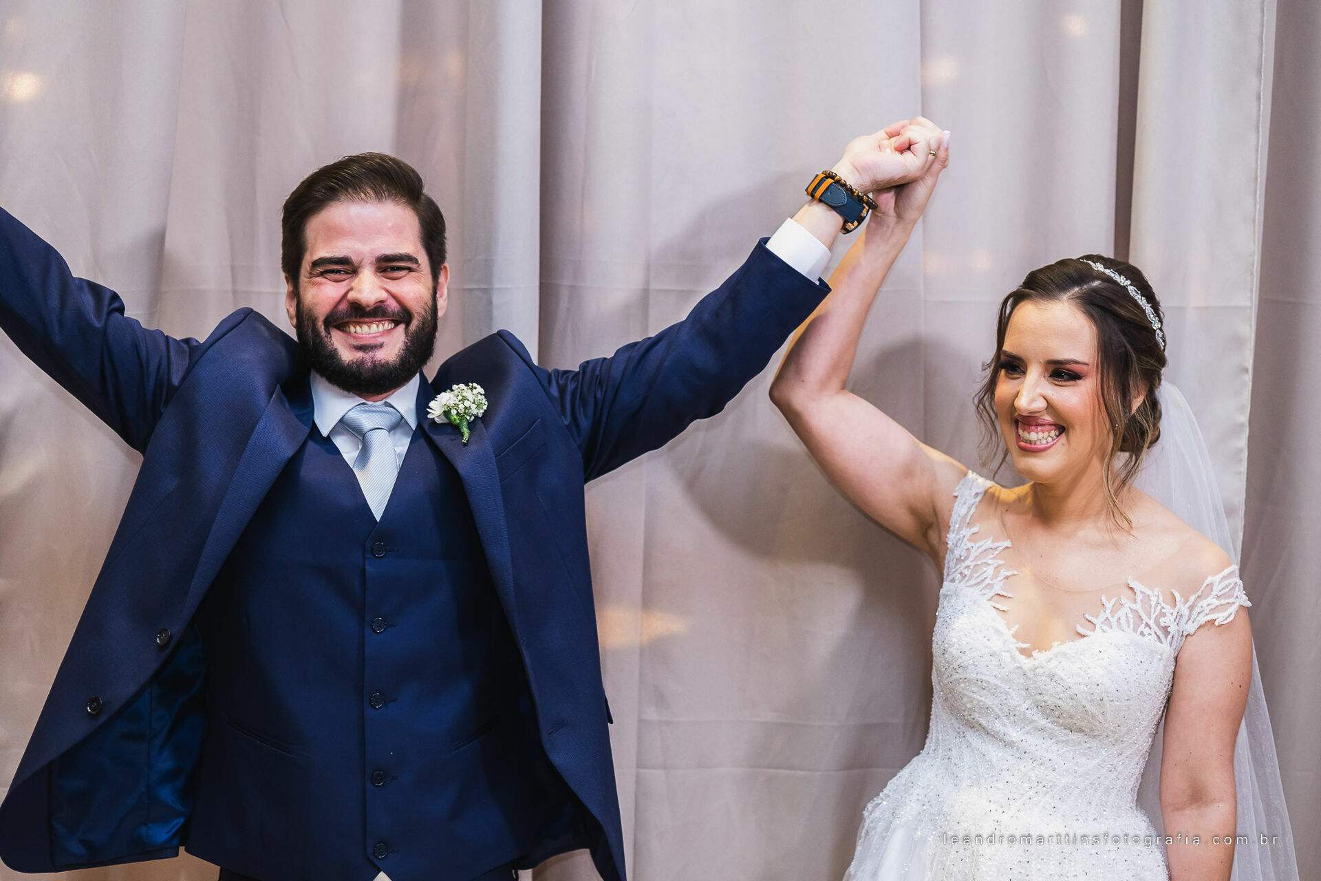 Casamento Mariana e Mikhail no espaço Casa Évora Eventos