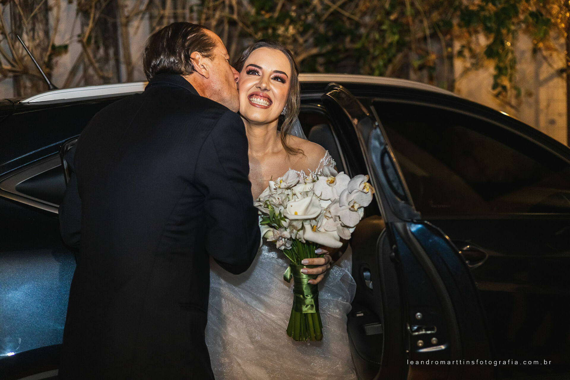 Casamento Mariana e Mikhail no espaço Casa Évora Eventos