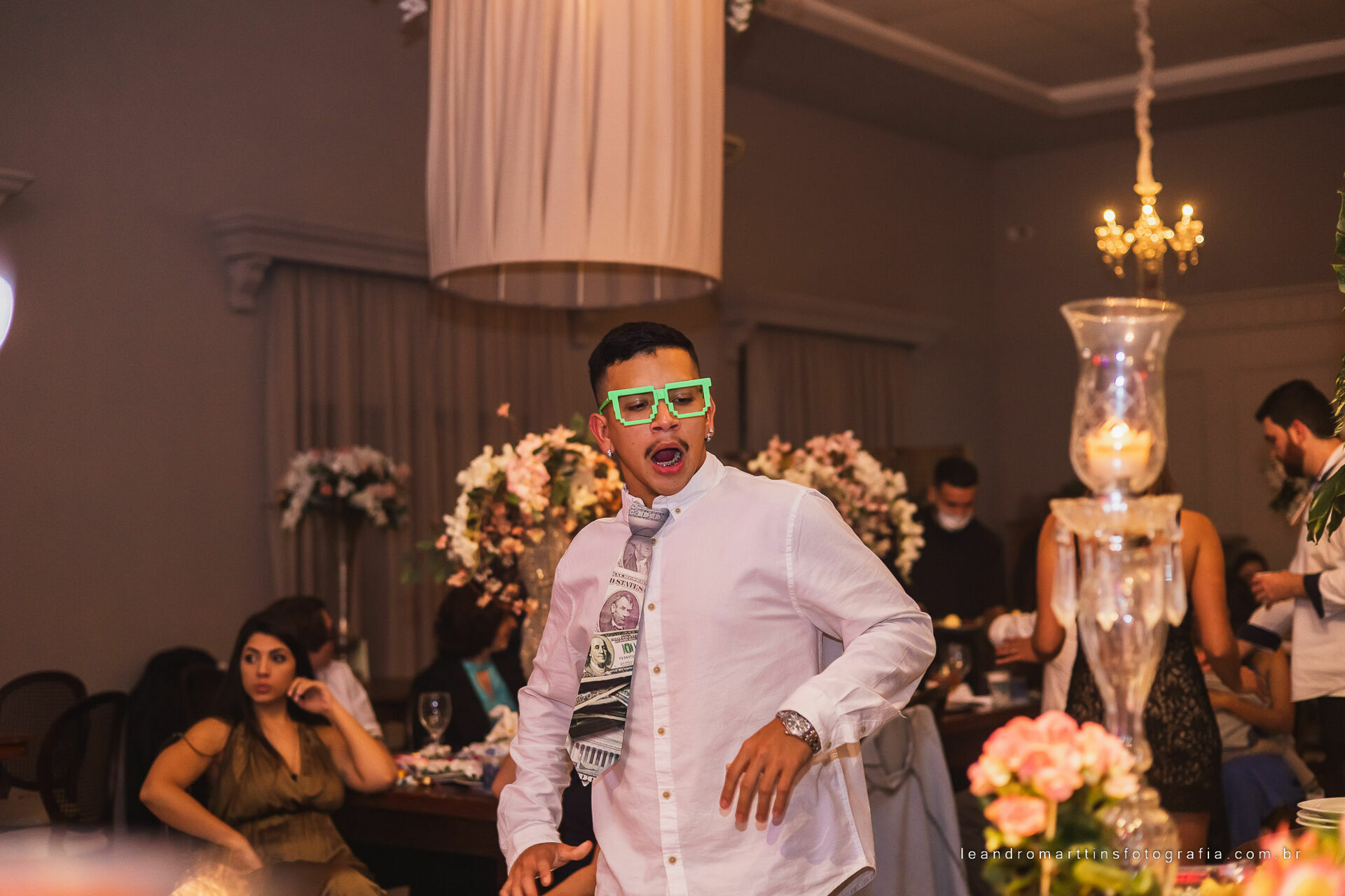 Casamento Mariana e Mikhail no espaço Casa Évora Eventos