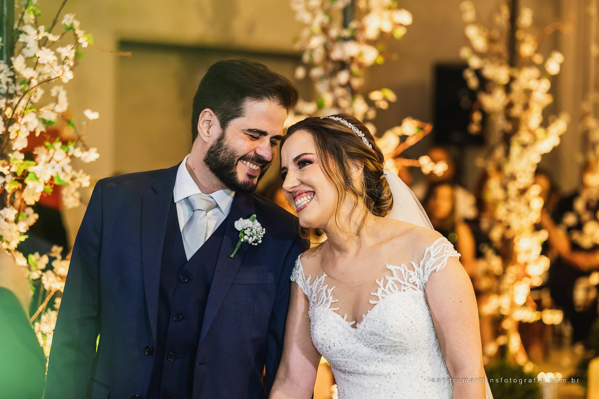 Casamento Mariana e Mikhail no espaço Casa Évora Eventos