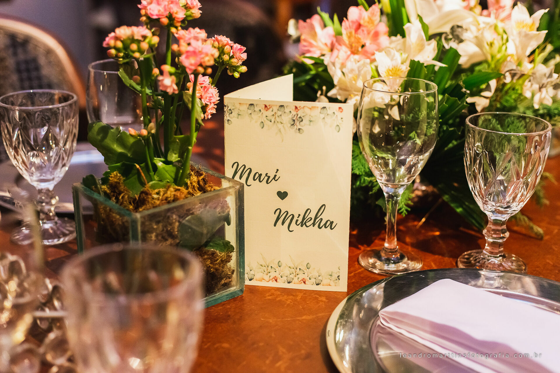 Casamento Mariana e Mikhail no espaço Casa Évora Eventos