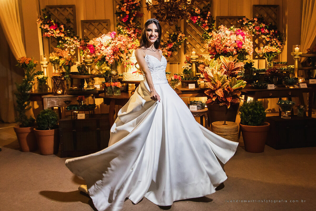 Casamento Louise e Pedro no espaço Casa Évora Eventos