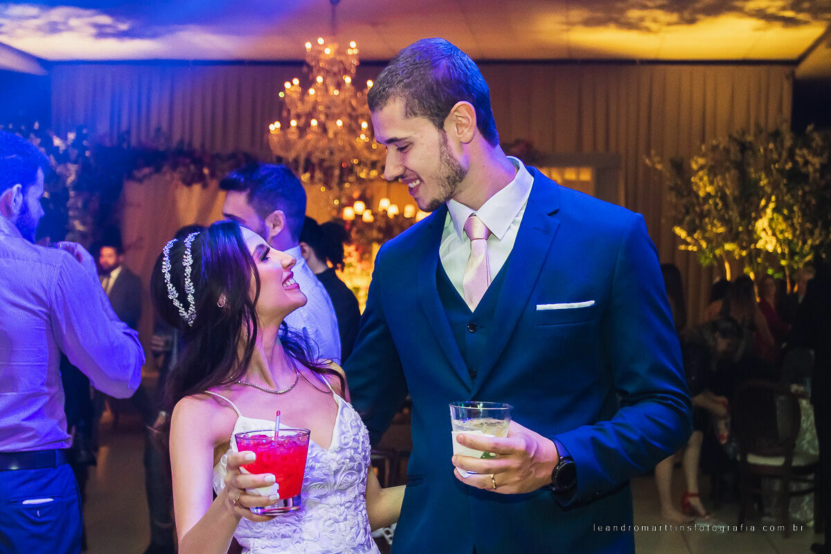 Casamento Louise e Pedro no espaço Casa Évora Eventos