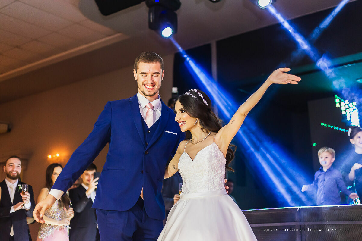 Casamento Louise e Pedro no espaço Casa Évora Eventos