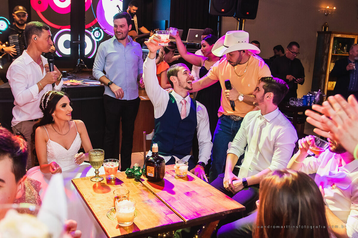 Casamento Louise e Pedro no espaço Casa Évora Eventos