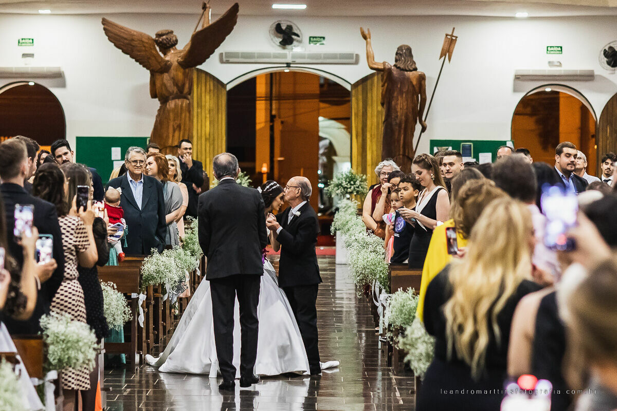 Casamento Louise e Pedro no espaço Casa Évora Eventos
