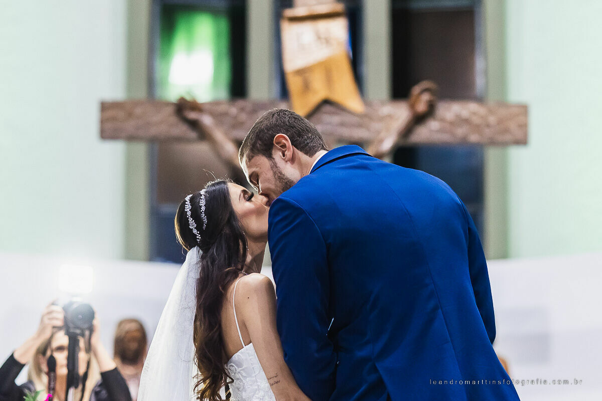 Casamento Louise e Pedro no espaço Casa Évora Eventos