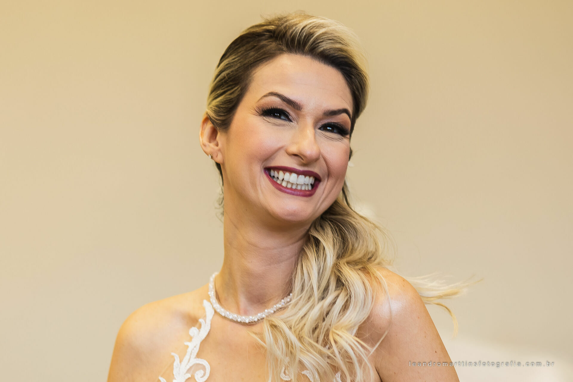 Casamento Juliana e Leonardo no espaço Casa Évora Eventos