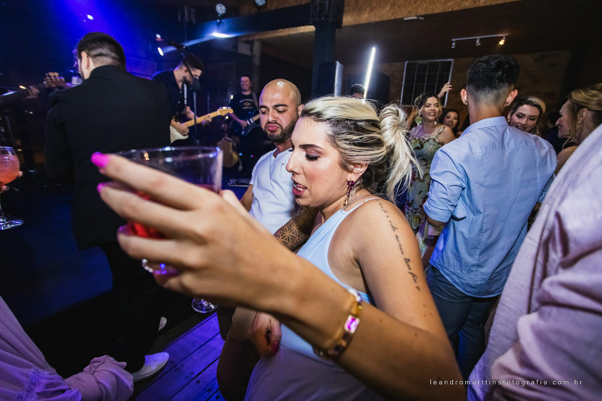Casamento Juliana e Leonardo no espaço Casa Évora Eventos