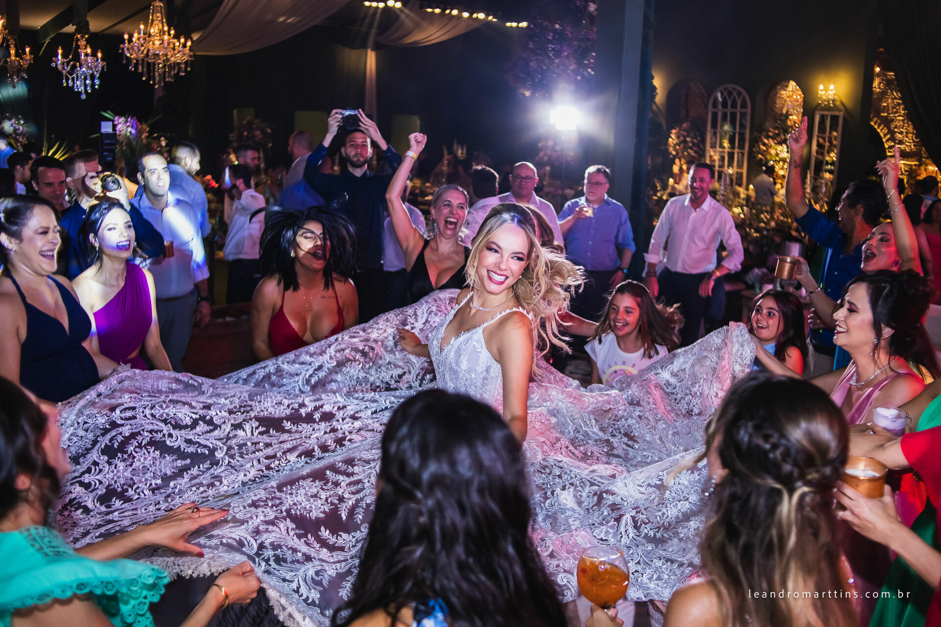 Casamento Pamella e Rafael na Fazenda Álamo em Tabapuã - SP