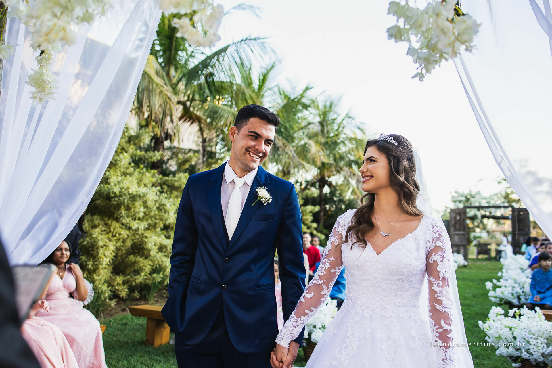 Casamento Kamila e Jessé no espaço Bella Faria Eventos