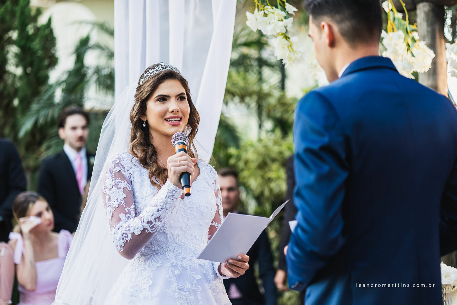 Casamento Kamila e Jessé no espaço Bella Faria Eventos