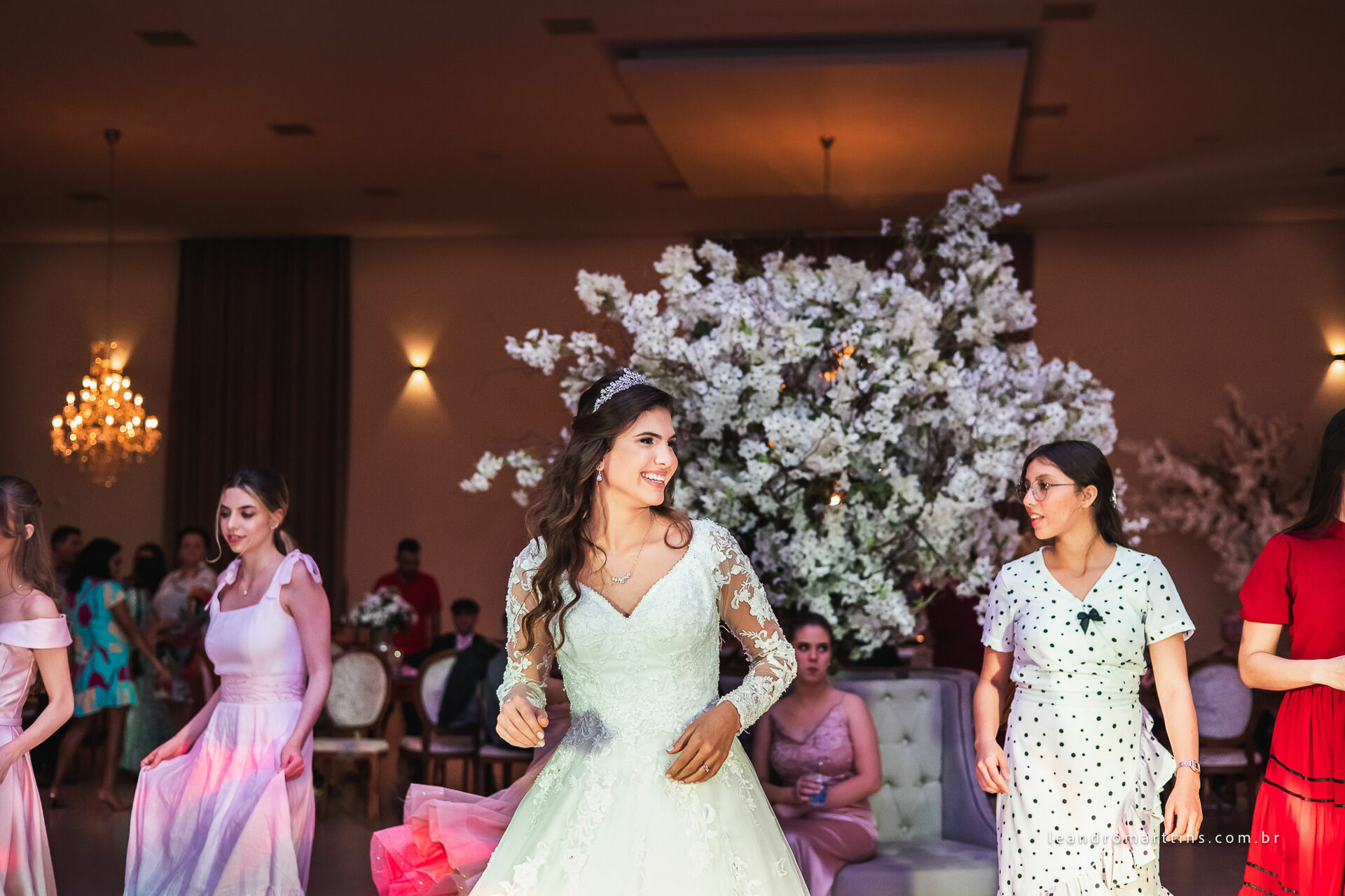 Casamento Kamila e Jessé no espaço Bella Faria Eventos