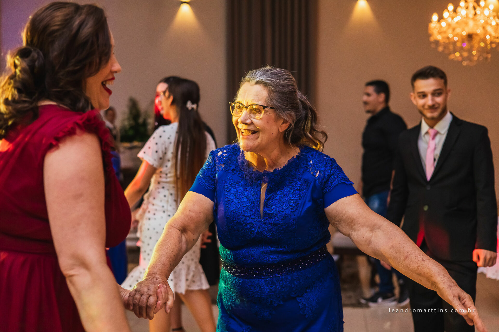 Casamento Kamila e Jessé no espaço Bella Faria Eventos