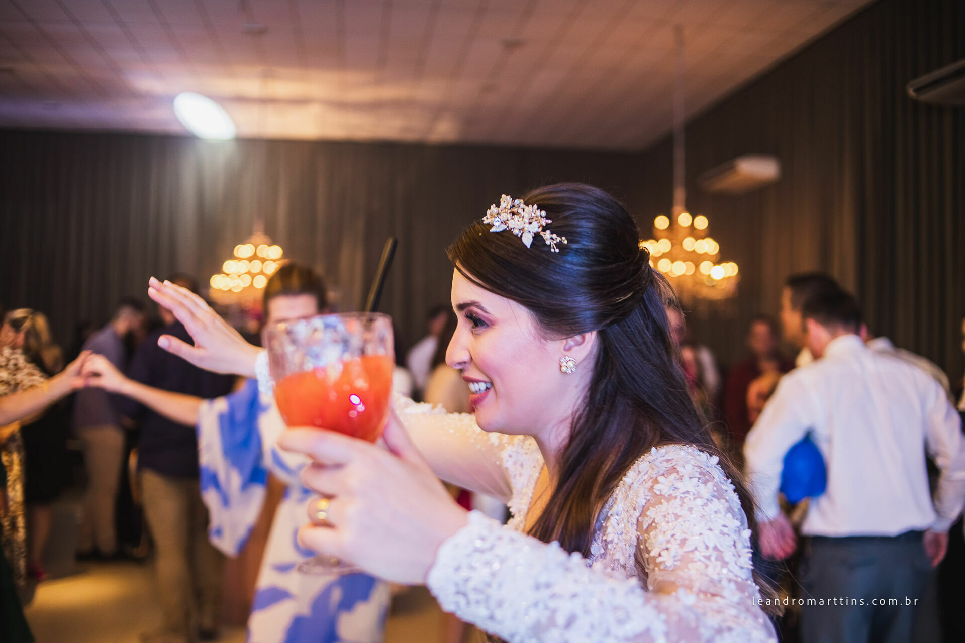 Casamento Sarah e Rafael no espaço Villa Romeu em José Bonifácio - SP