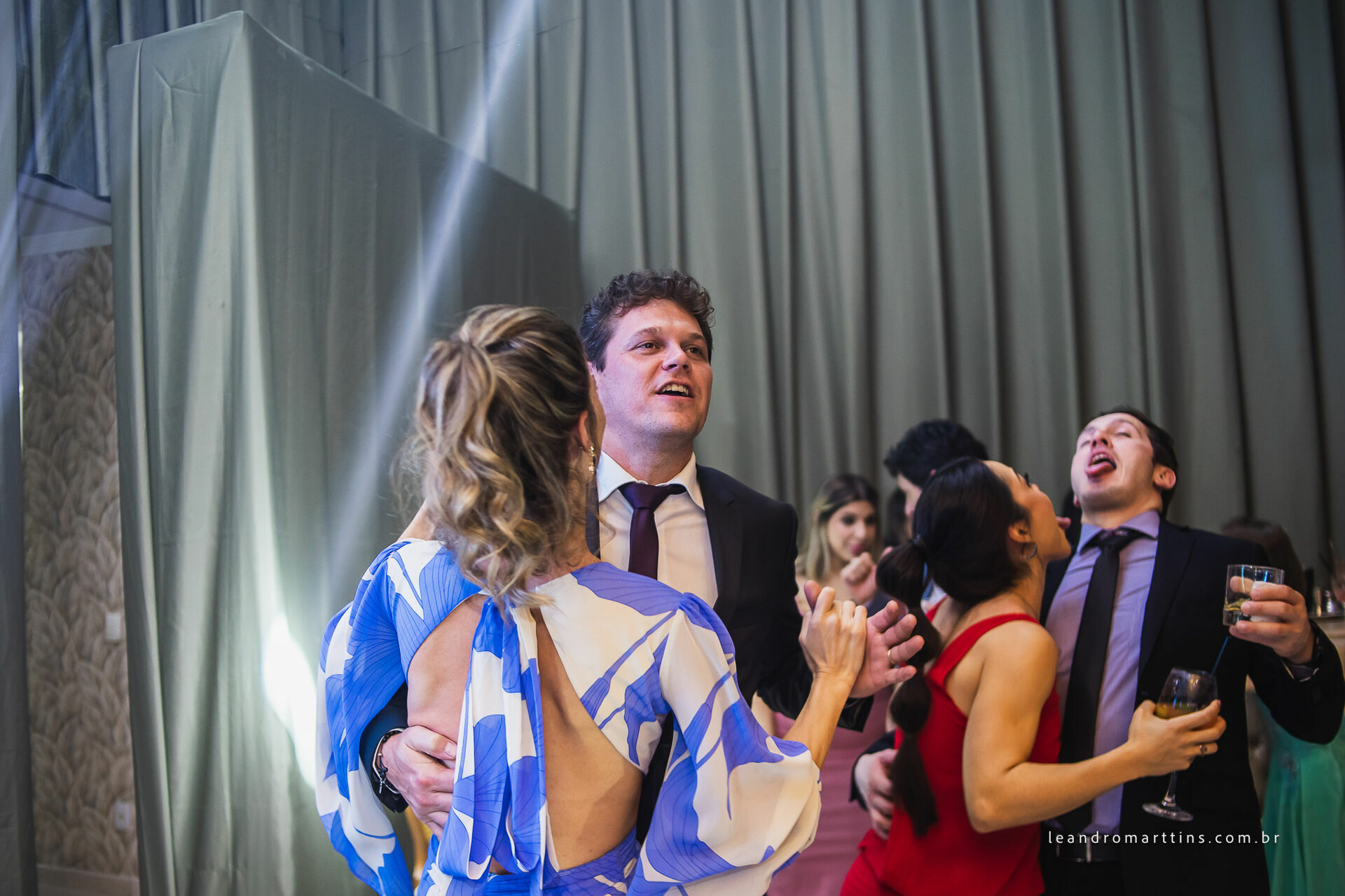 Casamento Sarah e Rafael no espaço Villa Romeu em José Bonifácio - SP