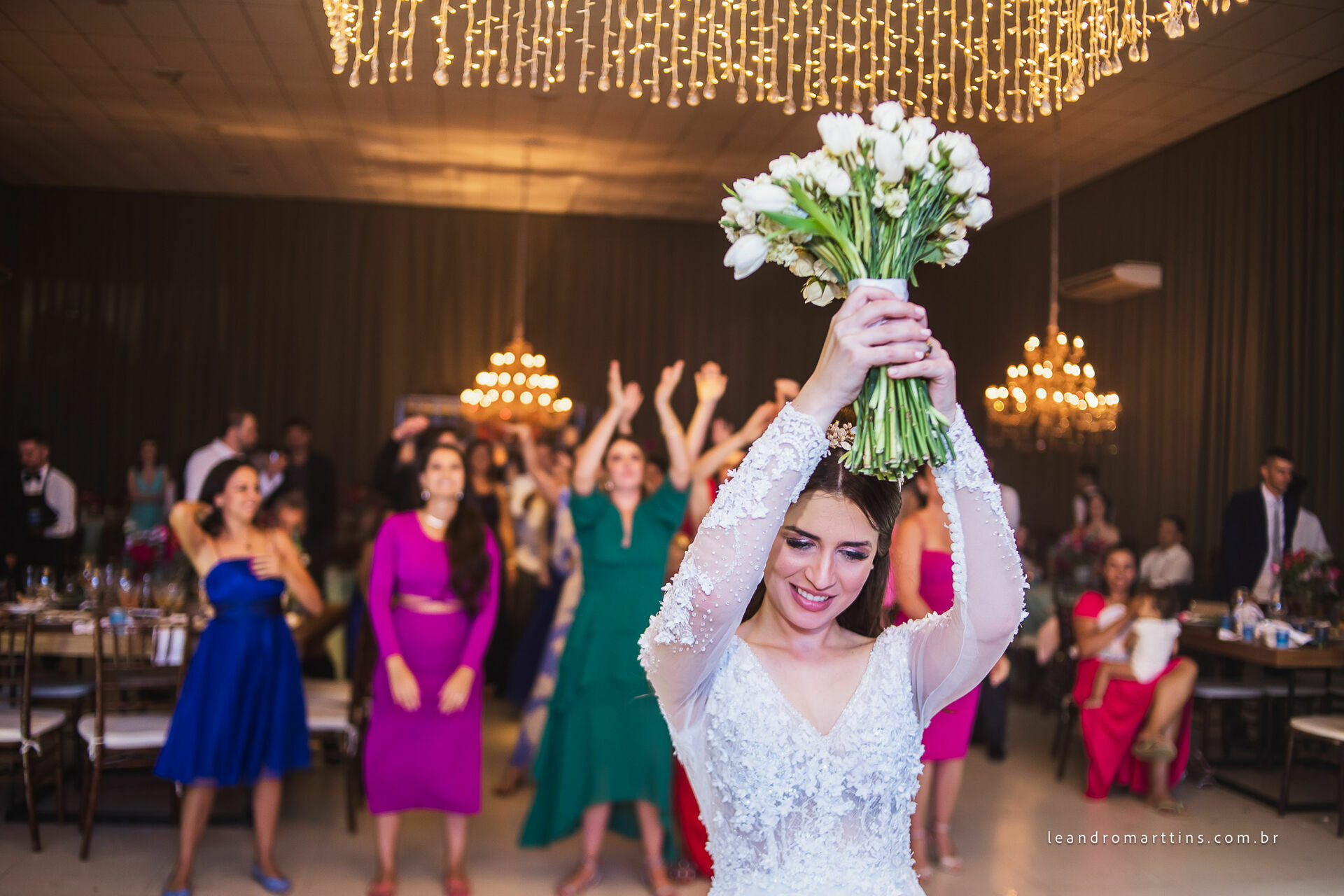 Casamento Sarah e Rafael no espaço Villa Romeu em José Bonifácio - SP
