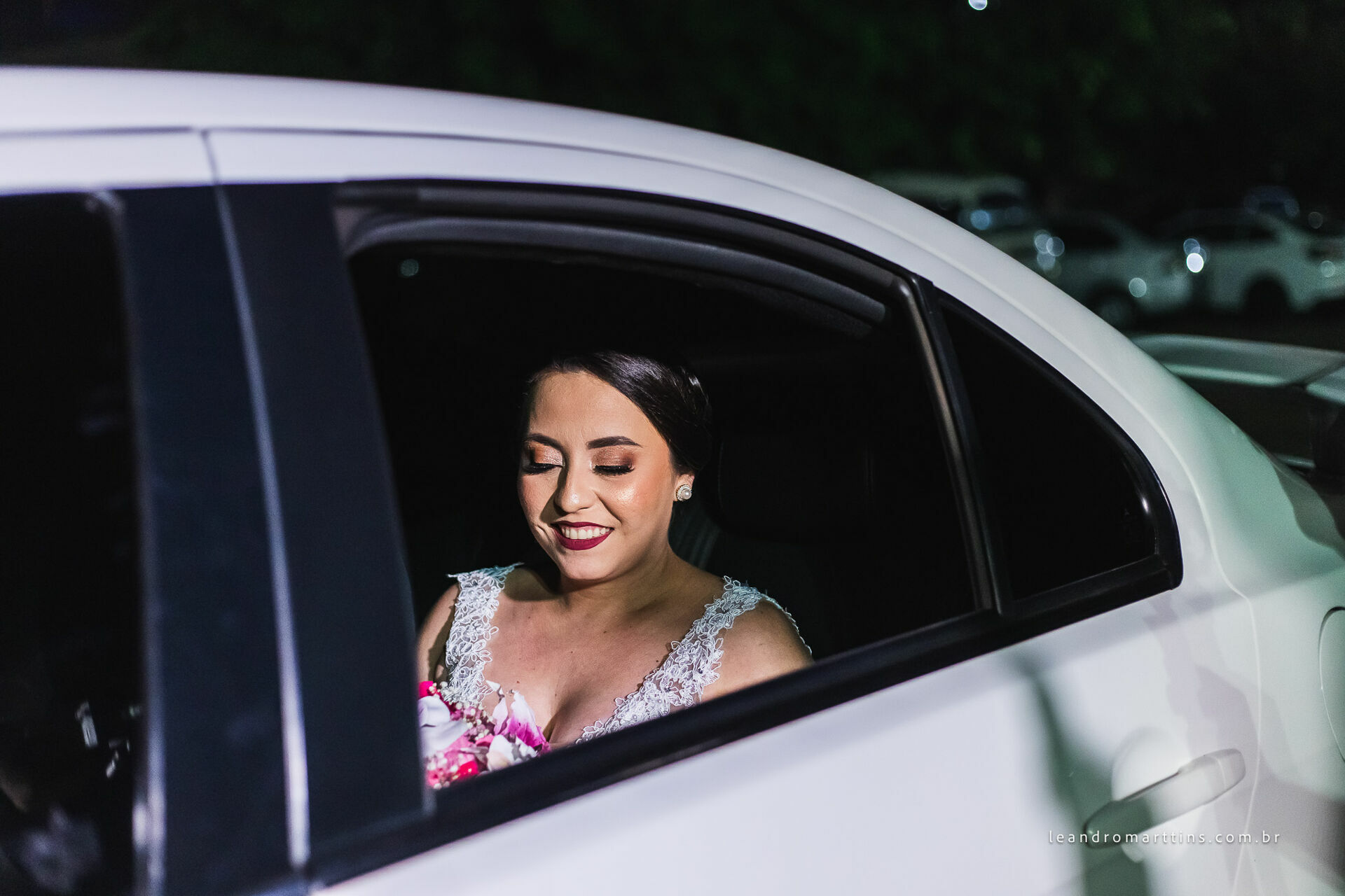 Casamento Renata e Alexsandro no espaço MariFestas em Guapiaçu