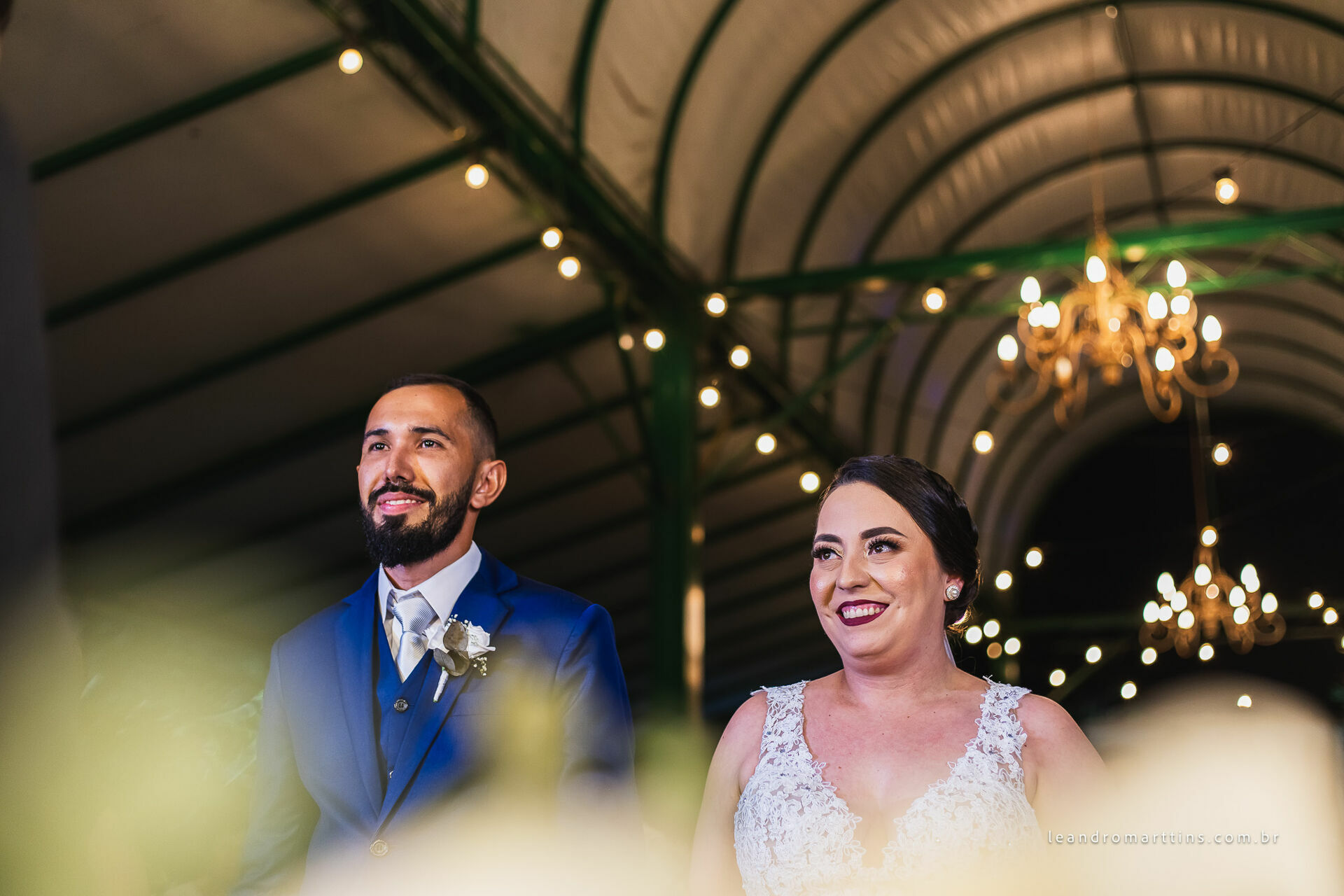 Casamento Renata e Alexsandro no espaço MariFestas em Guapiaçu