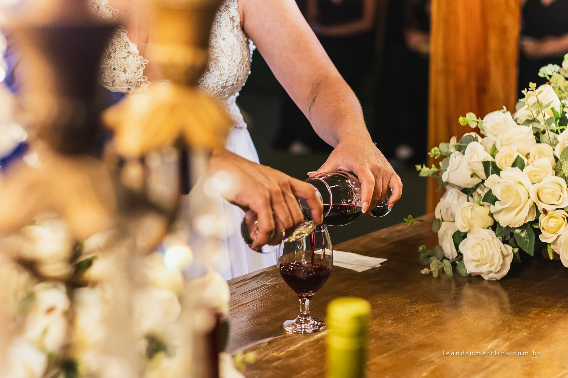 Casamento Renata e Alexsandro no espaço MariFestas em Guapiaçu