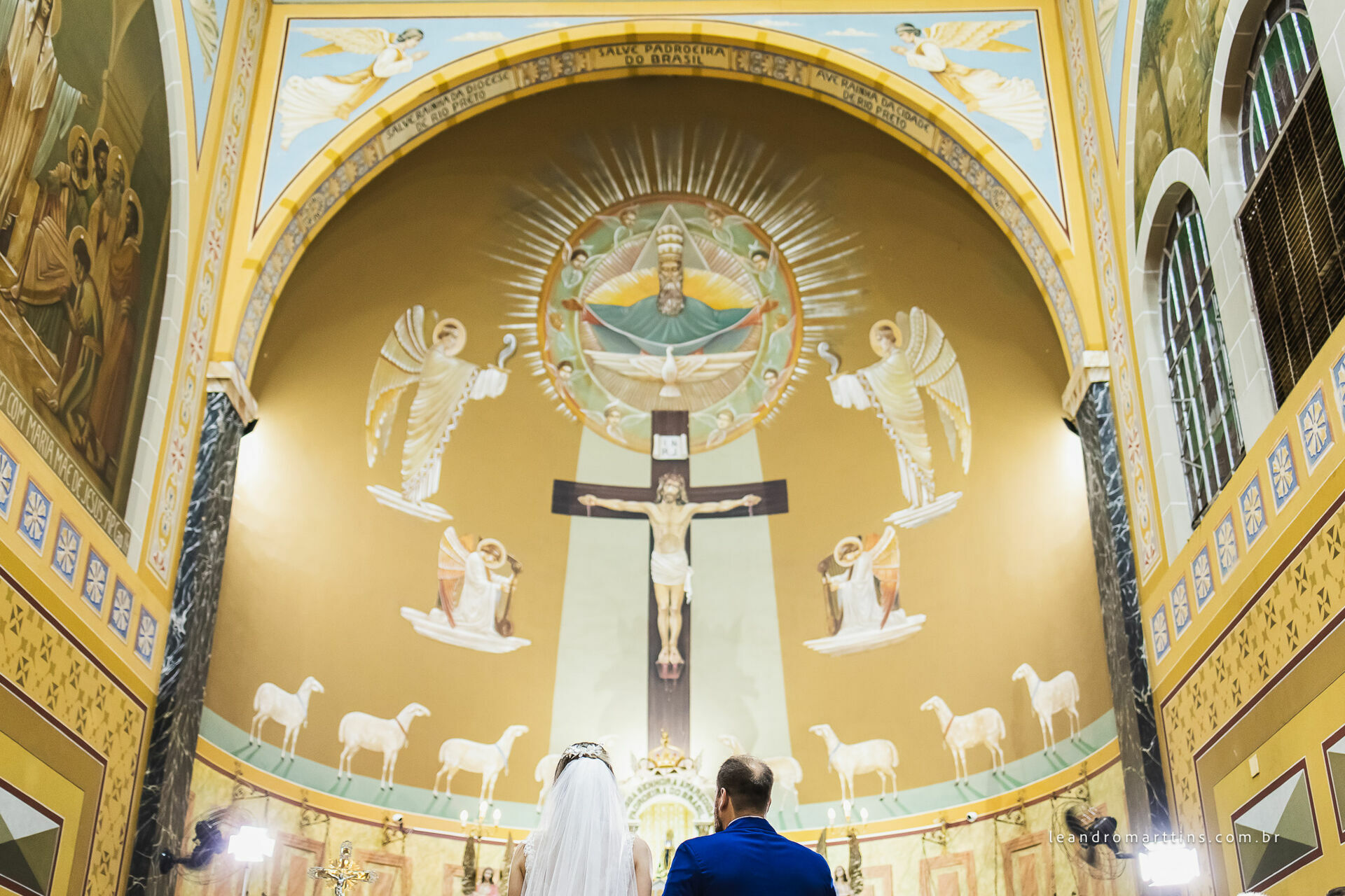 Casamento Célia e Rafael na igreja Basílica - Rio Preto