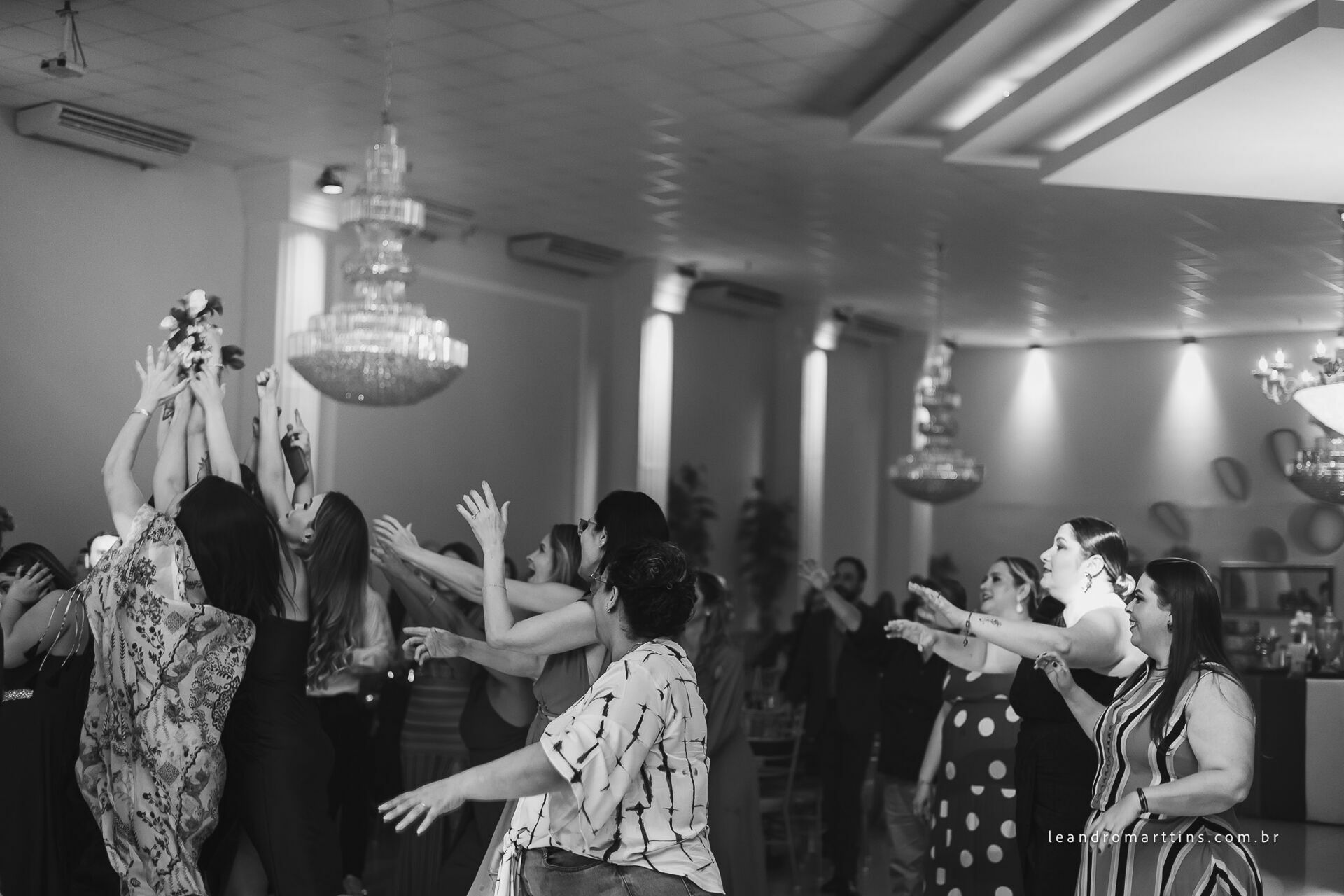 Casamento Célia e Rafael na igreja Basílica - Rio Preto