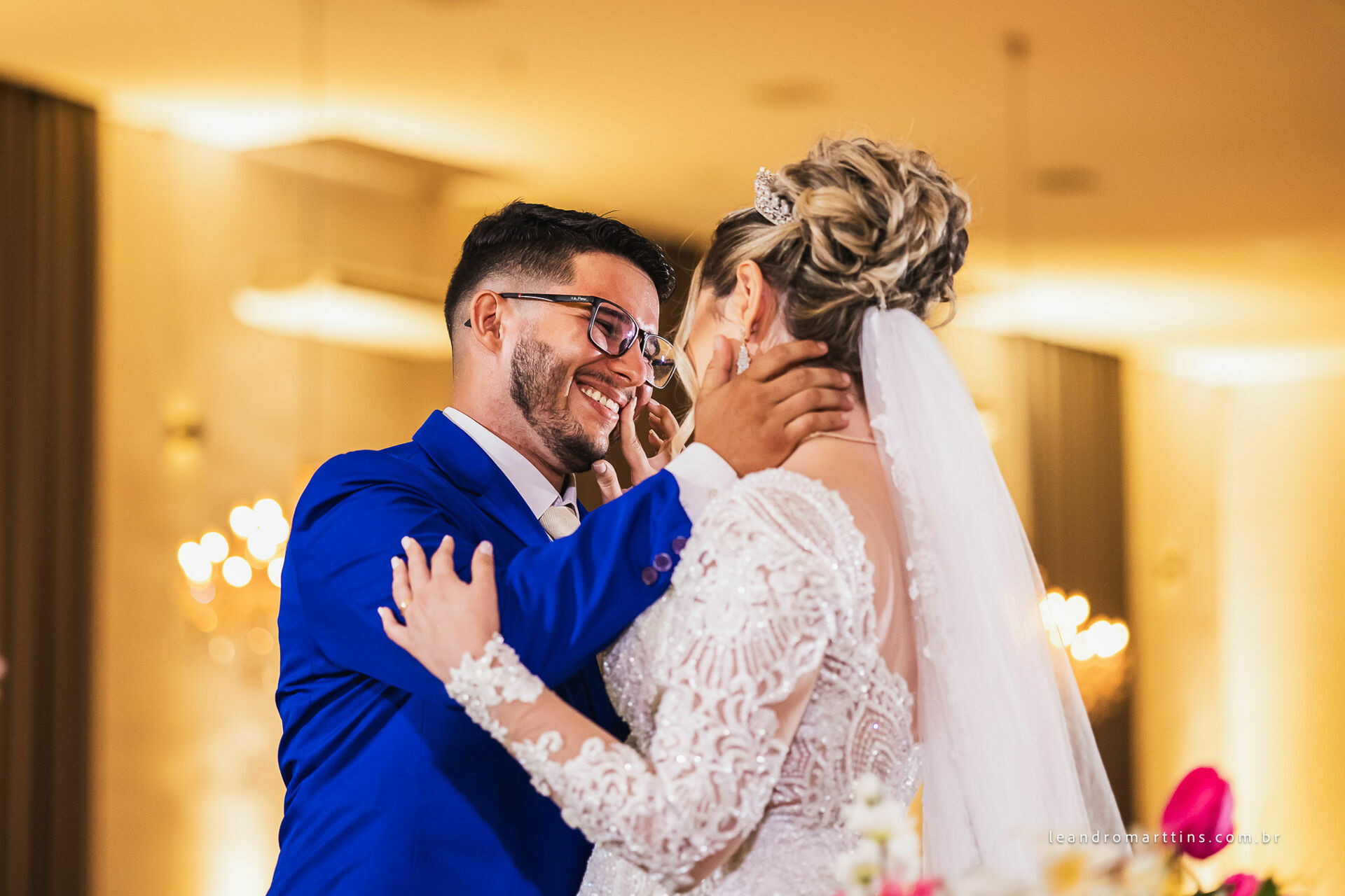 Casamento Stefanie e Jhonatan no espaço Bella Faria Eventos