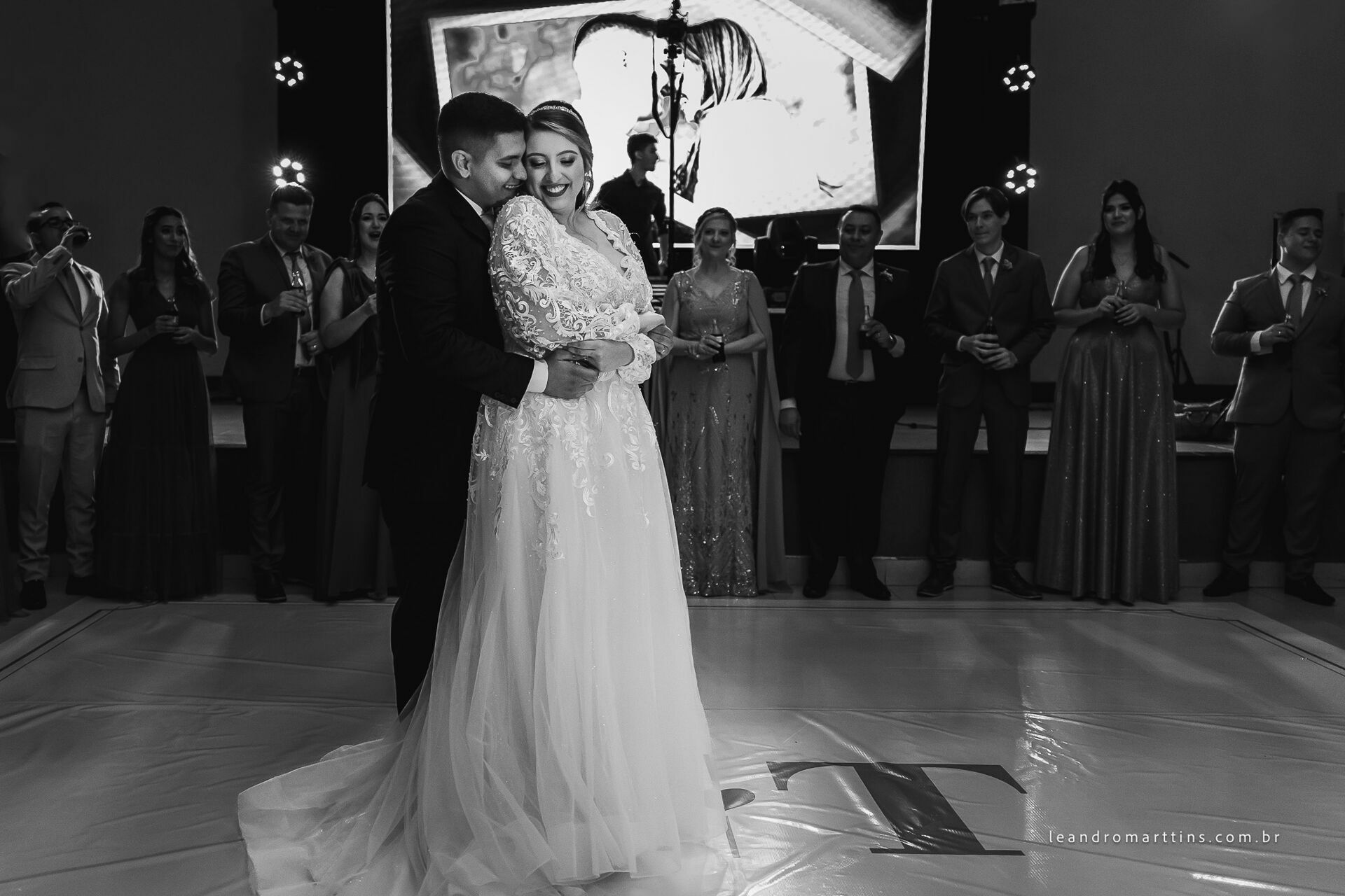 Casamento Ana Louise e Thiago no espaço Bella Faria Eventos