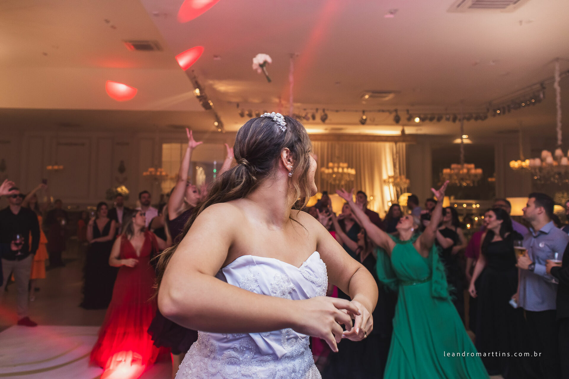 Casamento Júlia e Renan no espaço Almeida Pires Buffet