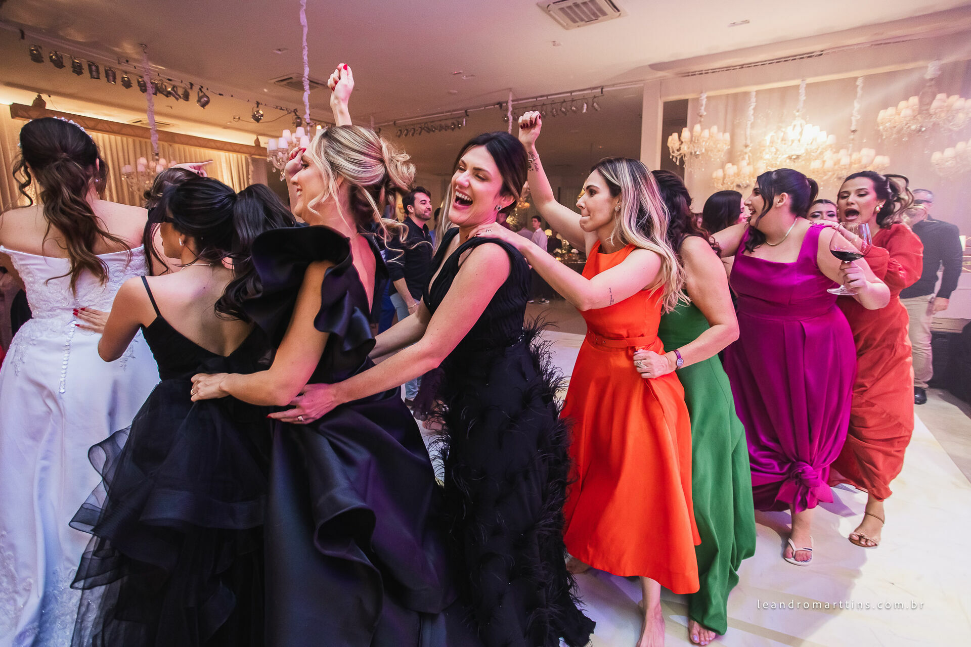 Casamento Júlia e Renan no espaço Almeida Pires Buffet
