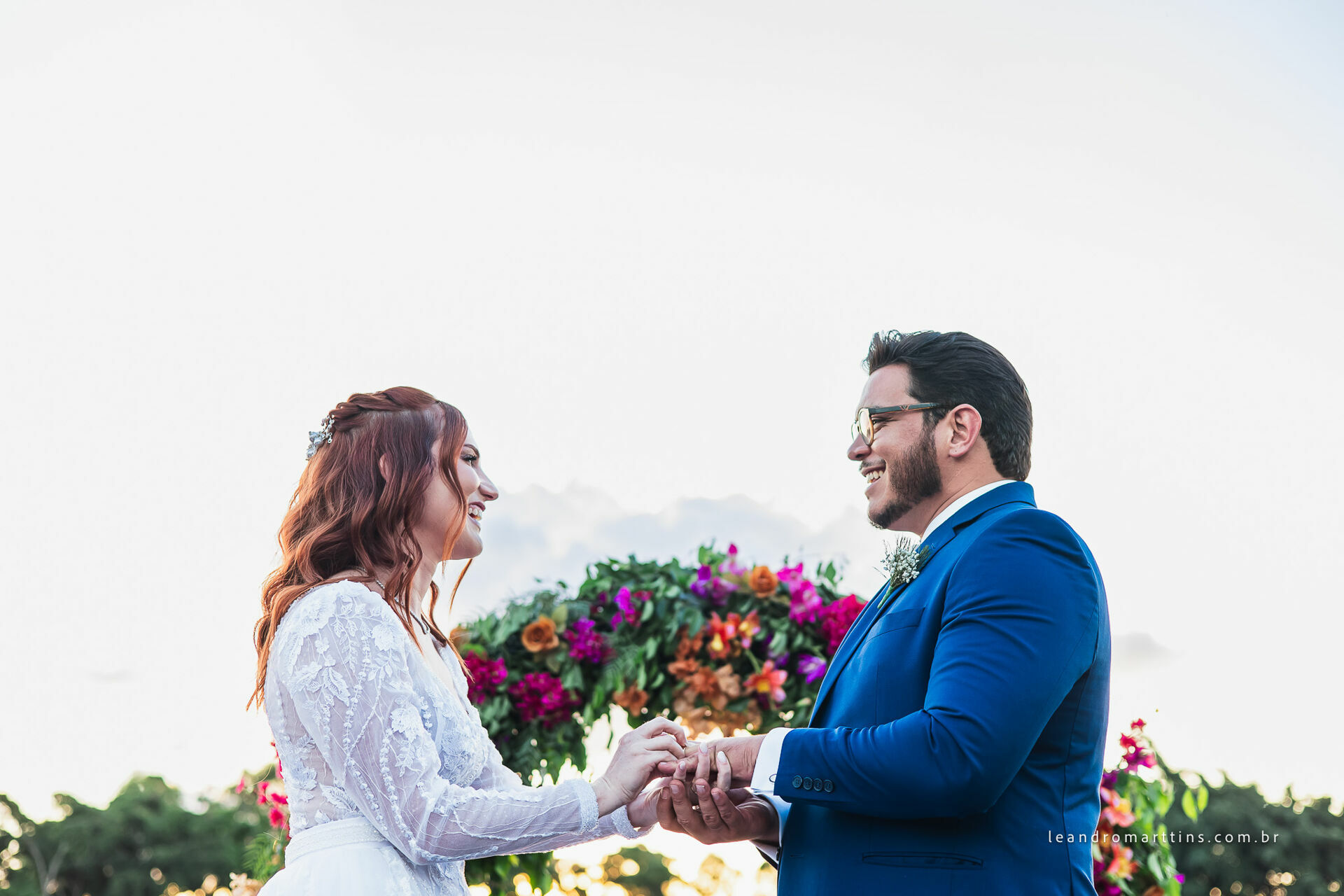 Casamento Letícia e Vinícius no espaço Monett Eventos